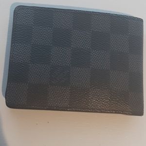 Louis Vuitton mens wallet